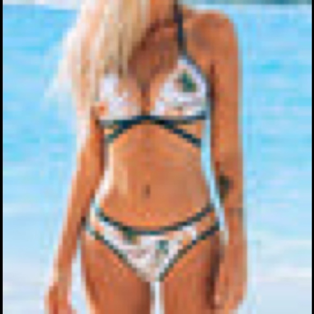 Cupshe Tropical Hibiscus Triangle Bikini Multicolor Swimsuit Small